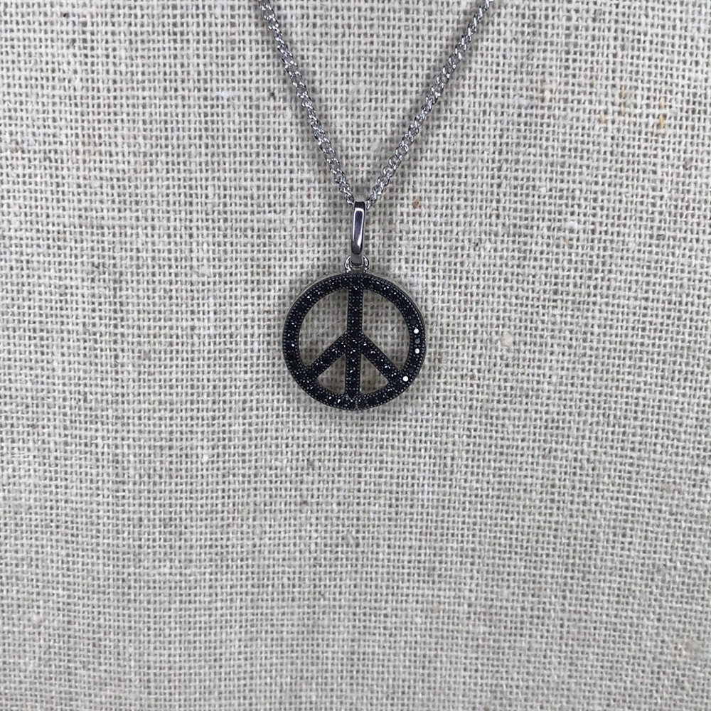Bronzo Italia White & Black spinel peace pendant